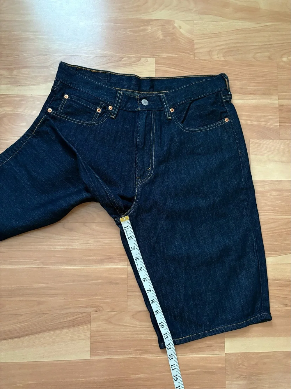 Levi’s Dark Wash 12” Denim Shorts Jorts Size 31 Festival Retro Vintage Style Y2K